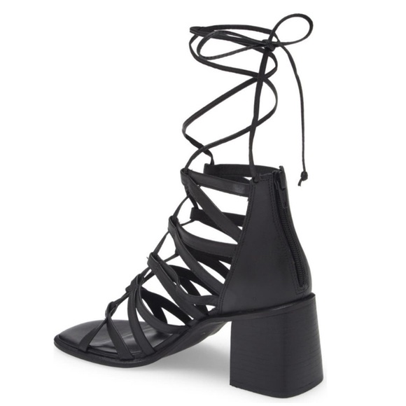 NEW! Steve Madden Black Leather Cherri Strappy Sandal - Size 7 - Picture 2 of 16